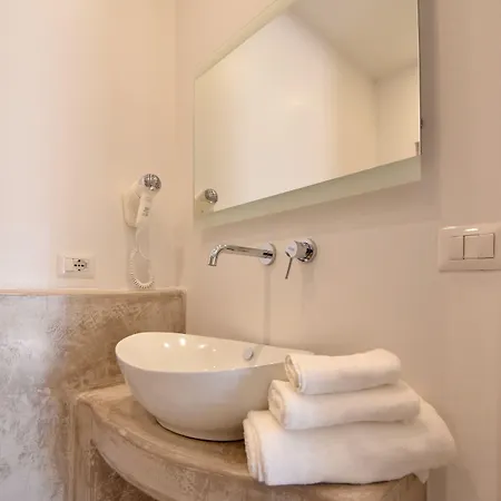 Couette-café San Gabriele Relais 3*